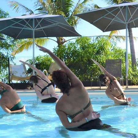Hotel Latitude 21 Saint-Gilles Les Bains Zewnętrze zdjęcie